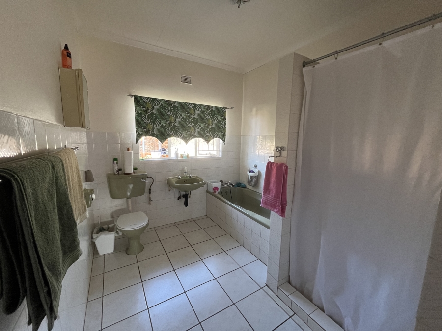 3 Bedroom Property for Sale in Mooinooi North West